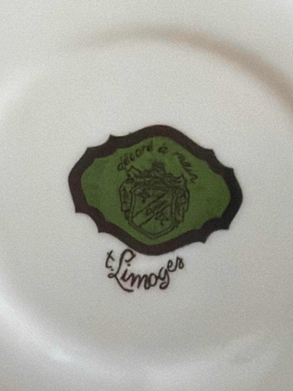 Set of 2 Vintage T. Limoges Teacup and Saucer Floral Gold Décoré à Main - Picture 13 of 13